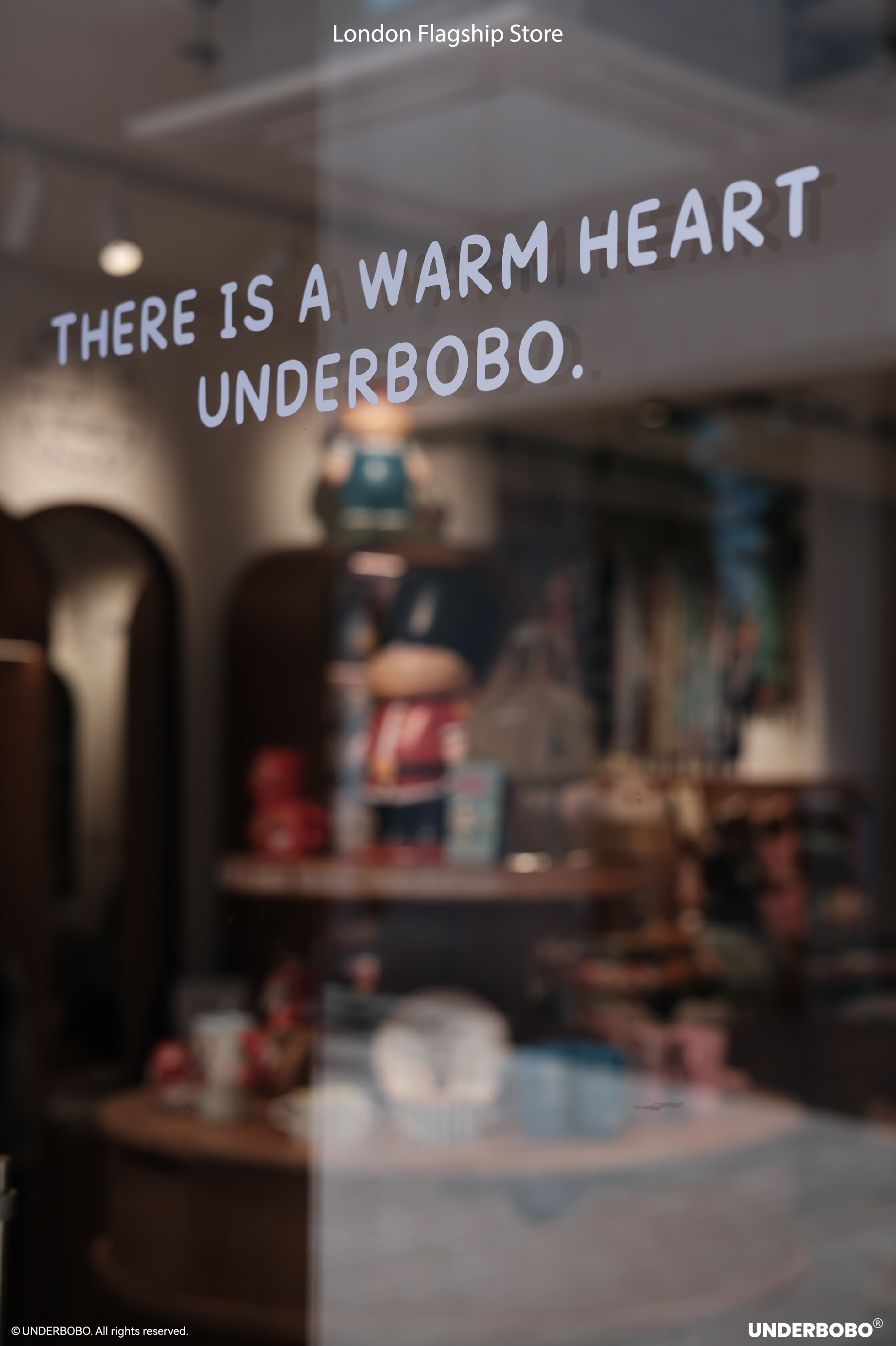 UNDERBOBO warm heart interior sign